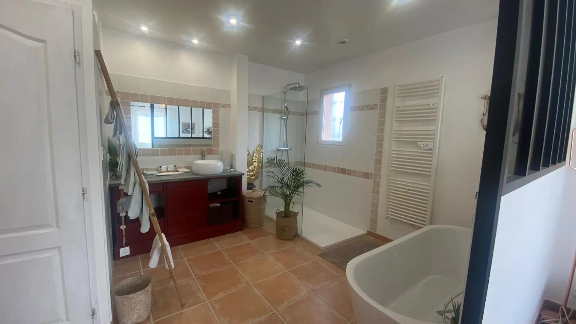 Maison Cauviere Marseille 0*,