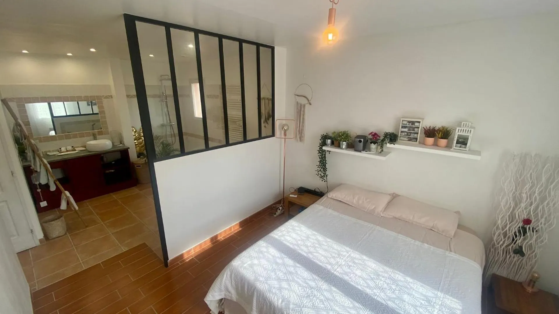 Maison Cauviere Marseille 0*,  France